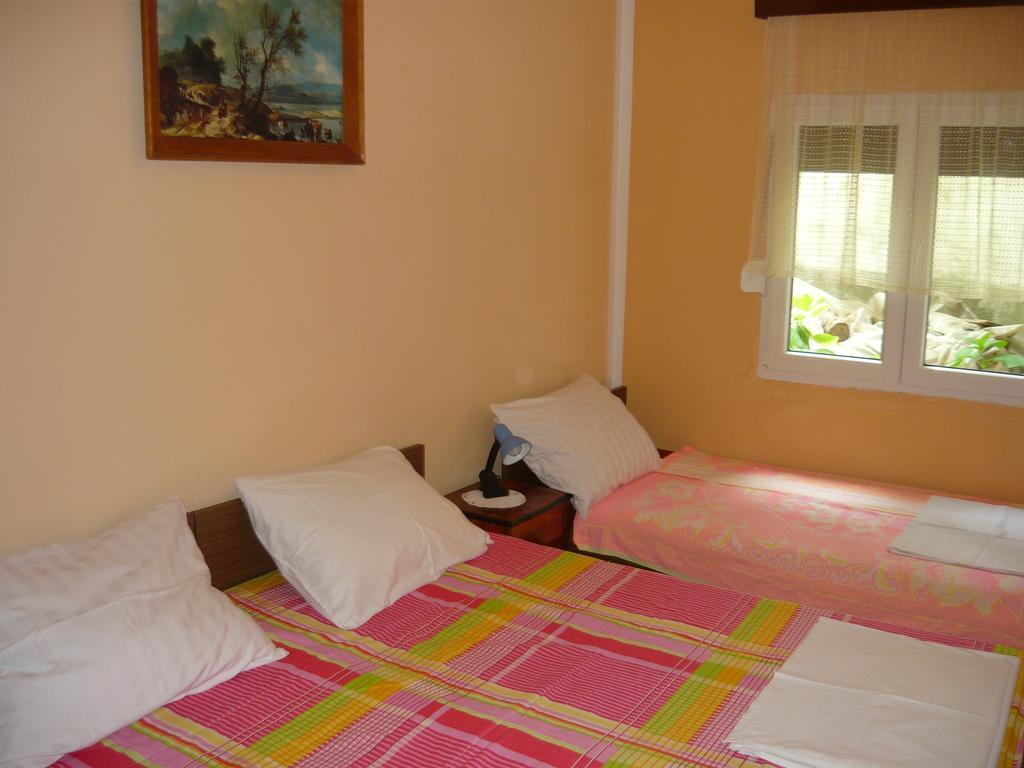 Rooms Banicevic ريسان الغرفة الصورة
